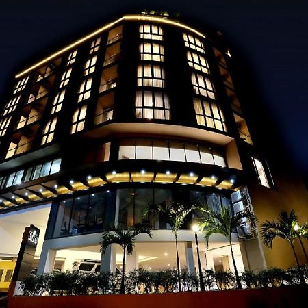 Hotel Scion Yangon Exteriör bild