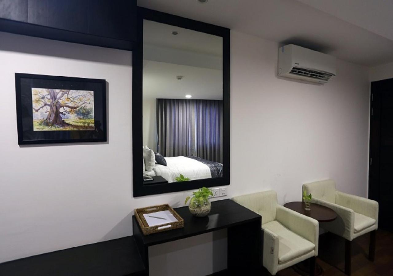 Hotel Scion Yangon Exteriör bild