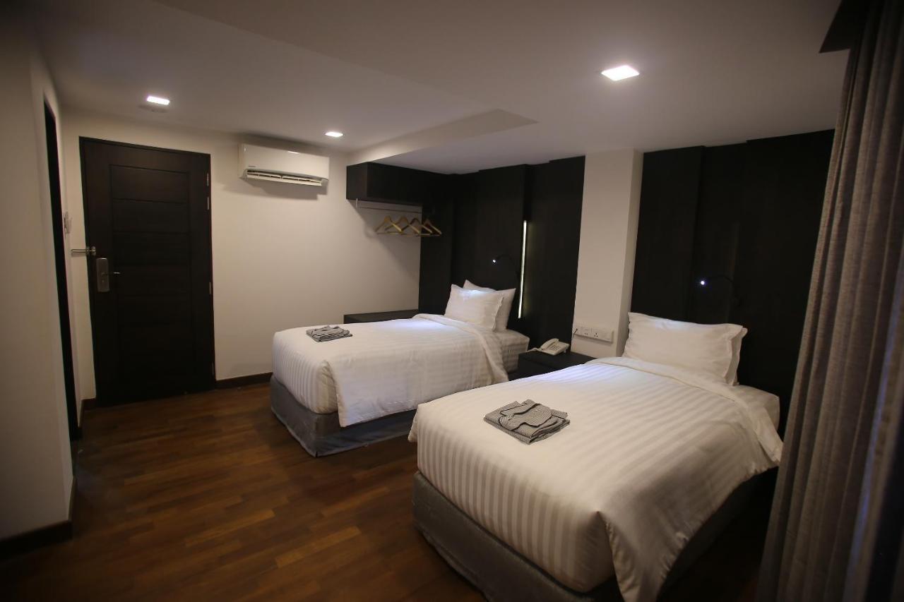 Hotel Scion Yangon Exteriör bild