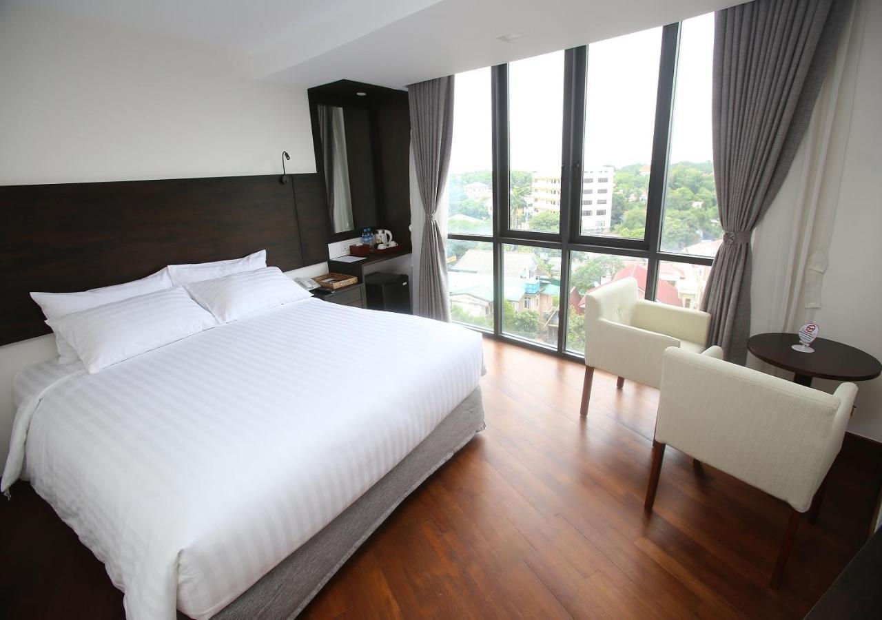 Hotel Scion Yangon Exteriör bild