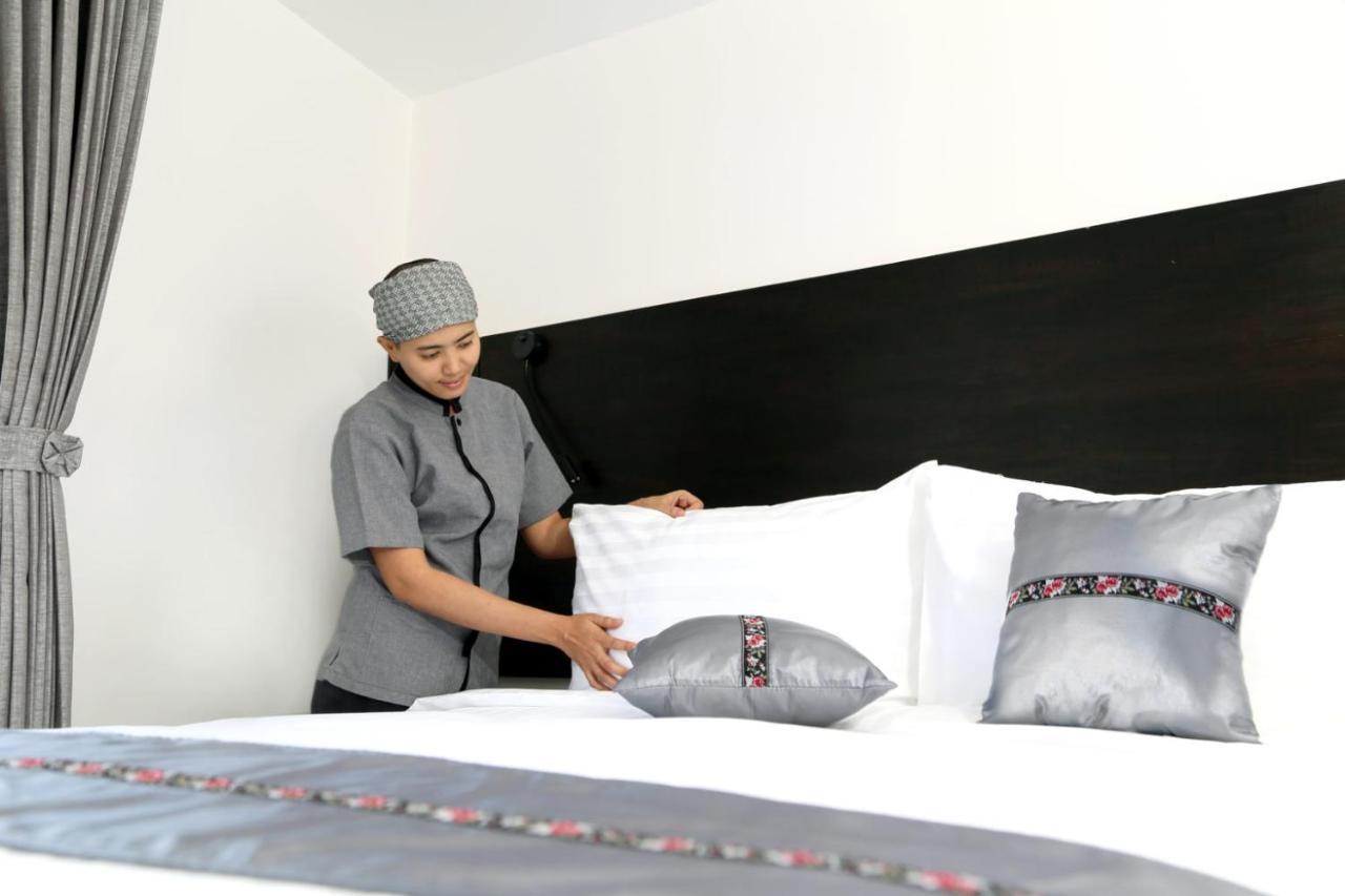 Hotel Scion Yangon Exteriör bild
